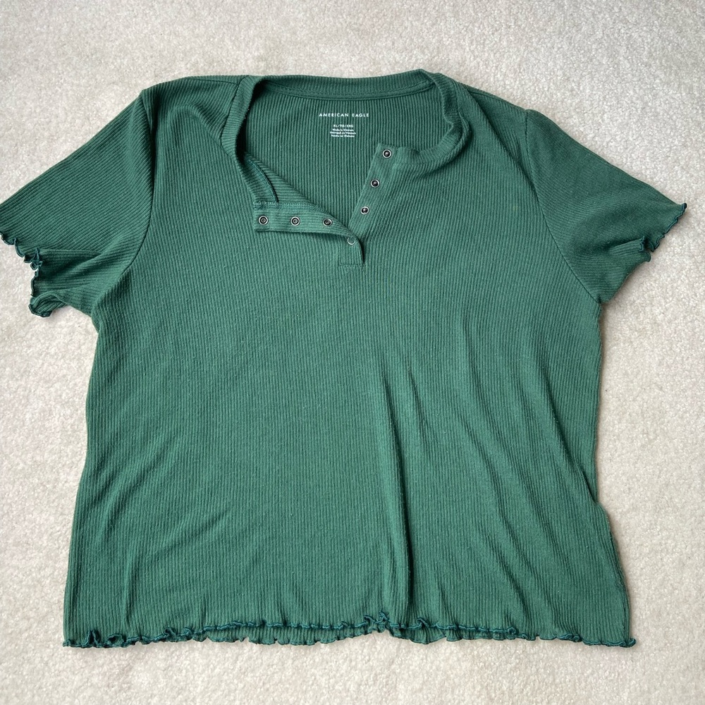 American Eagle Green Top